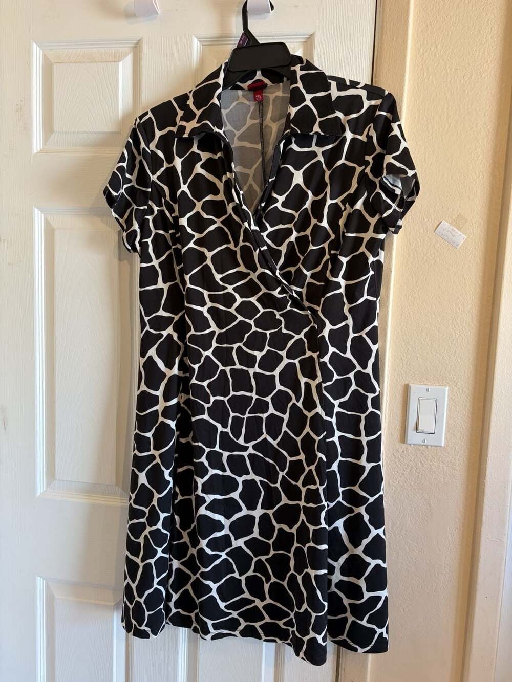 Merona Wrap Dress Size XXL Black White Giraffe Print Collar Short Sleeve